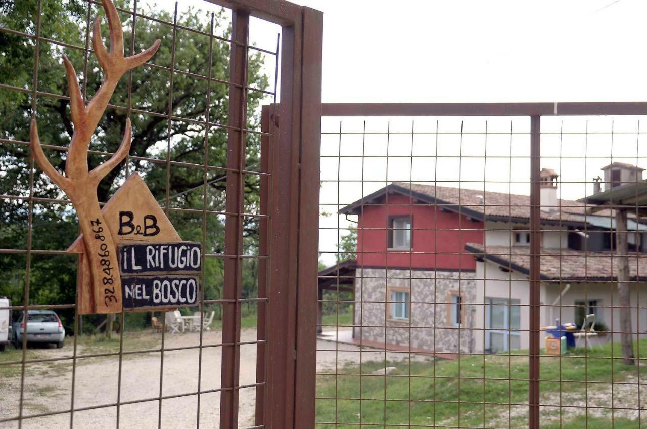 مبيت وإفطار رييتي Rifugio Nel Bosco المظهر الخارجي الصورة